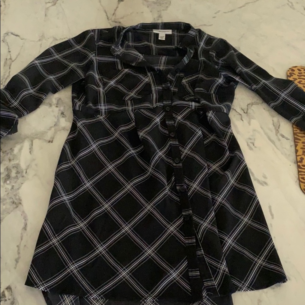 Maternity plaid tunic xs